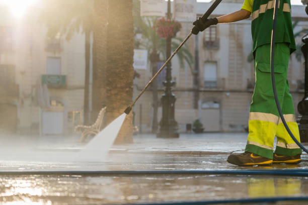 Best Gas Station Cleaning  in Lake Clarke Shores, FL